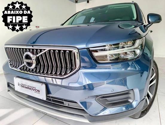 VOLVO XC40 1.5 T5 RECHARGE MOMENTUM GEARTRONIC